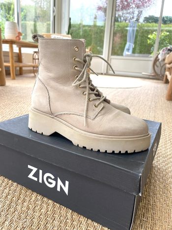 Bottines en cuir beige 🐚