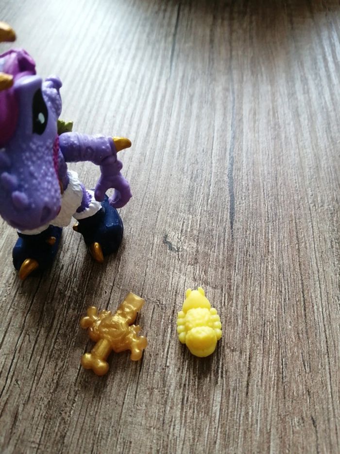 Figurine dinosaure trésor x - photo numéro 2