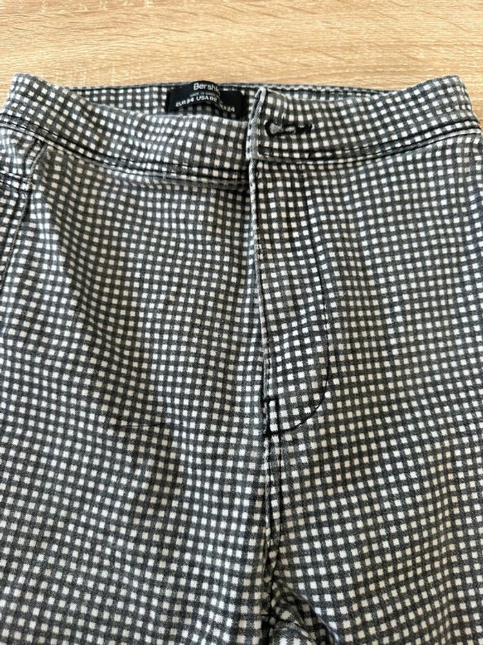 Pantalon imprimé vichy noir et blanc Bershka - photo numéro 2