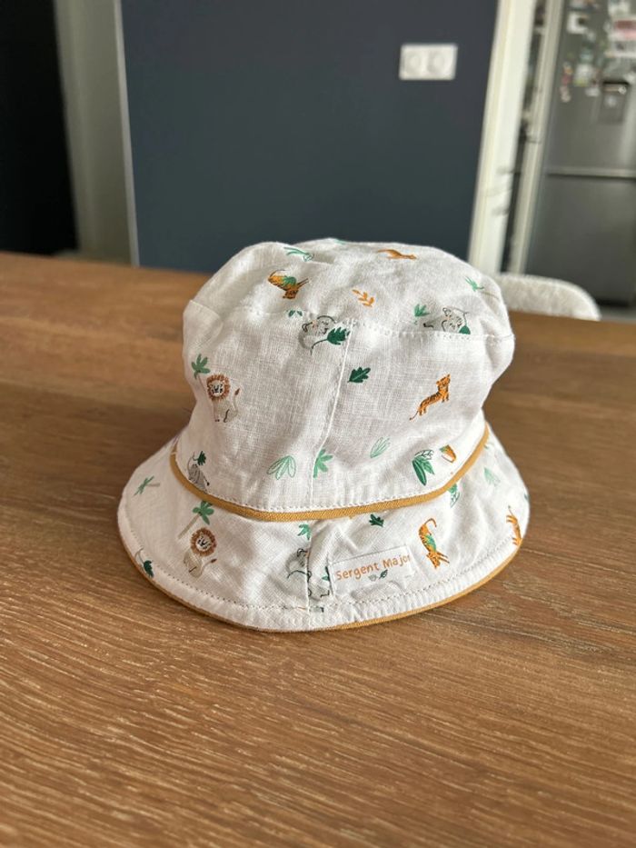 Chapeau réversible
