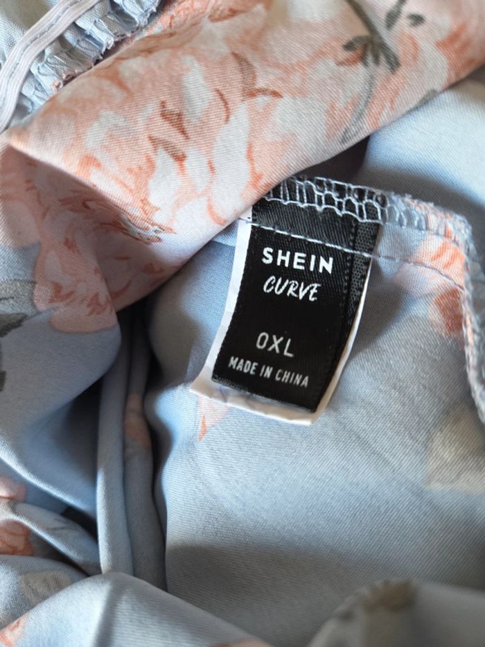 Robe bleu de chez shein en taille 0XL - photo numéro 6