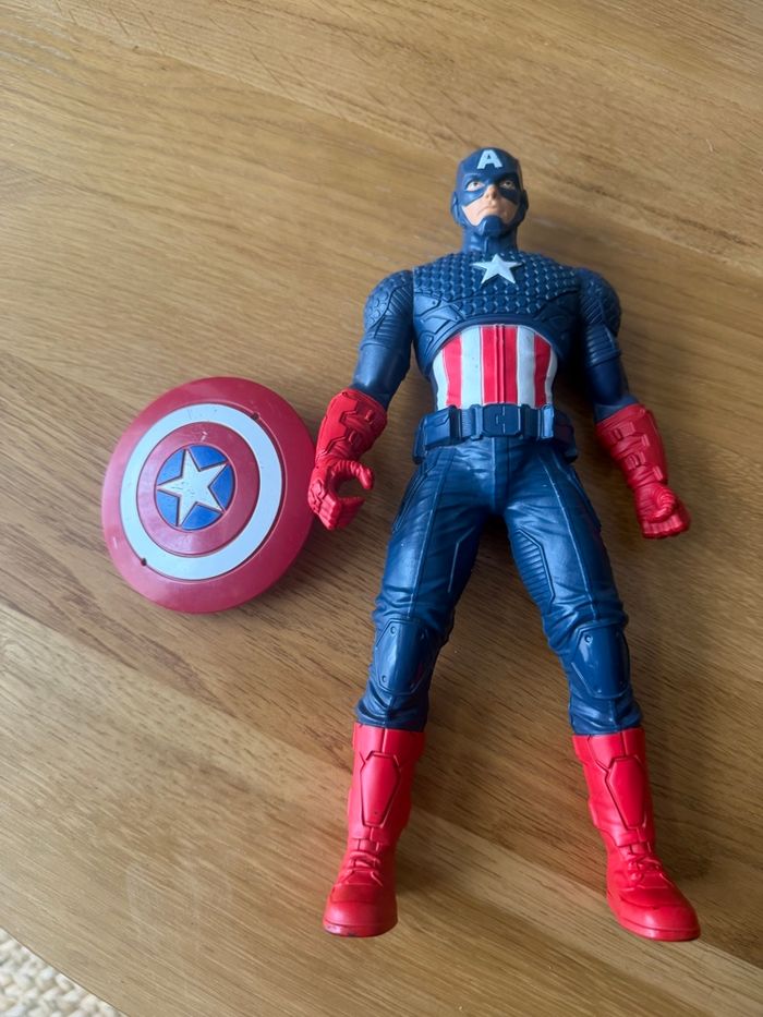 Figurine Captain America Marvel Hasbro - photo numéro 4