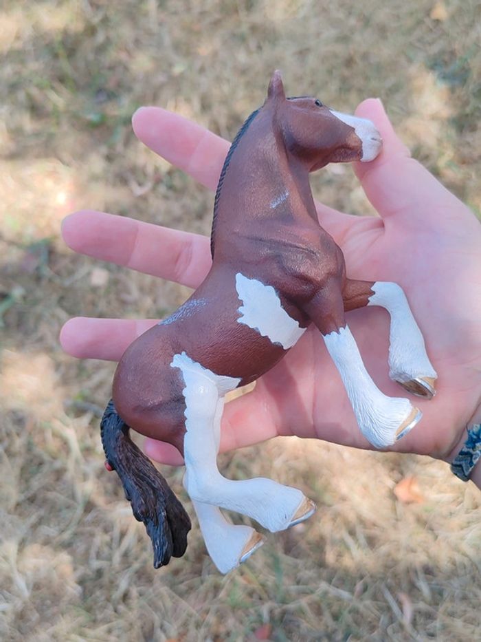 Figurine cheval Schleich marron et blanc - photo numéro 8