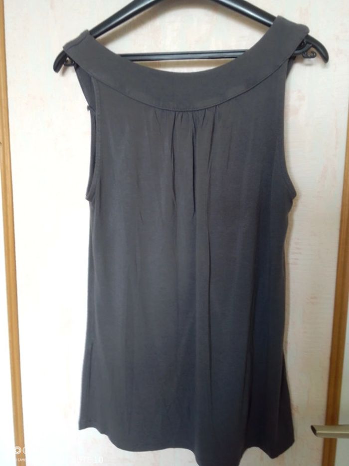 Haut taille 2 - photo numéro 7