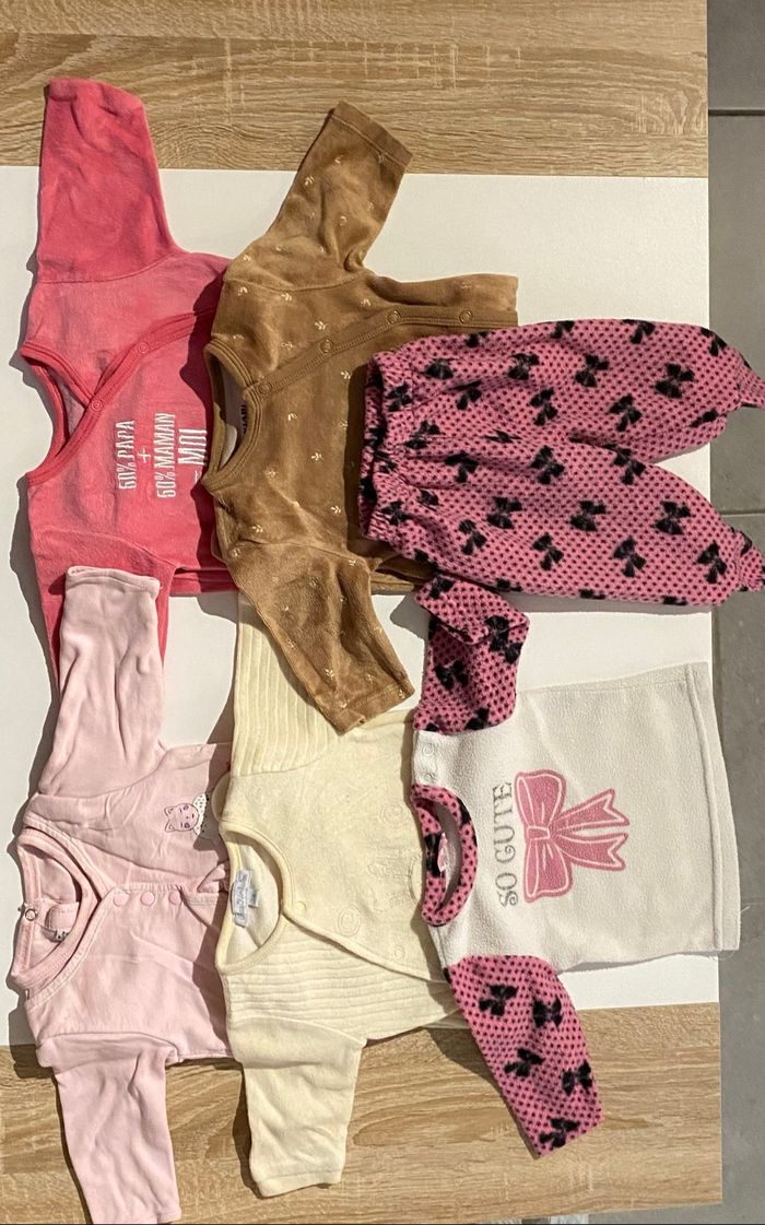 Lot vêtements 3 mois - photo numéro 6