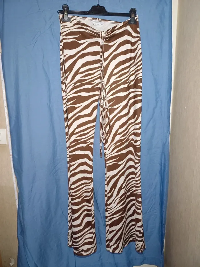 Pantalon à jambes larges Bershka