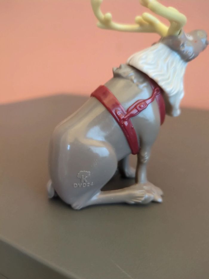 Figurine Disney Kinder Maxi La Reine Des Neiges - photo numéro 2