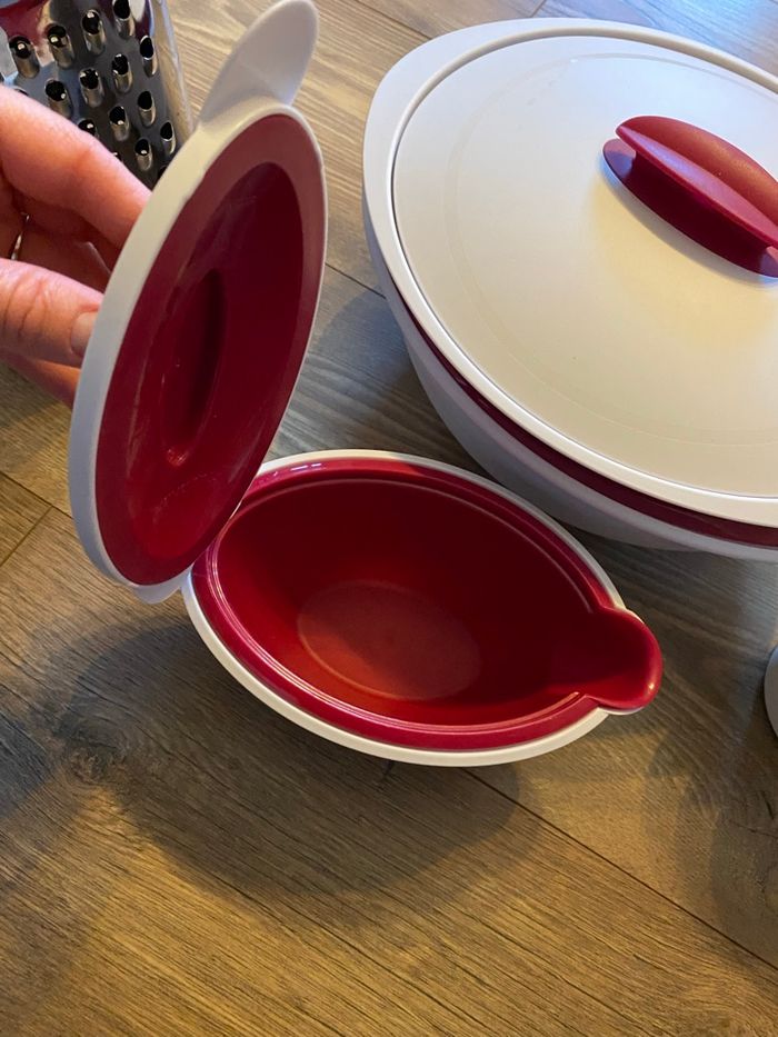 Lot Tupperware + accessoires - photo numéro 7