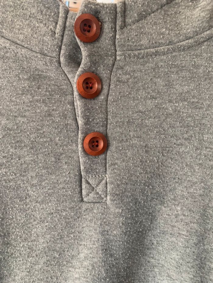 Pull à capuche gris  L - photo numéro 2