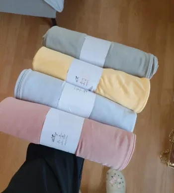 Lot de 4 hijabs en jersey premium luxe