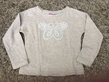 Sweat shirt Taille 5 / 6 ans