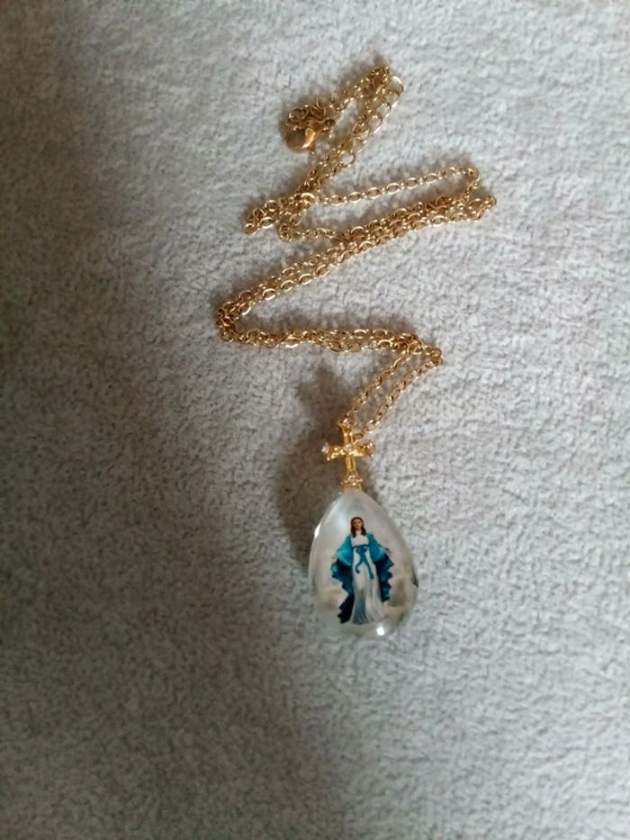 Collier médaillon sainte vierge - photo numéro 2