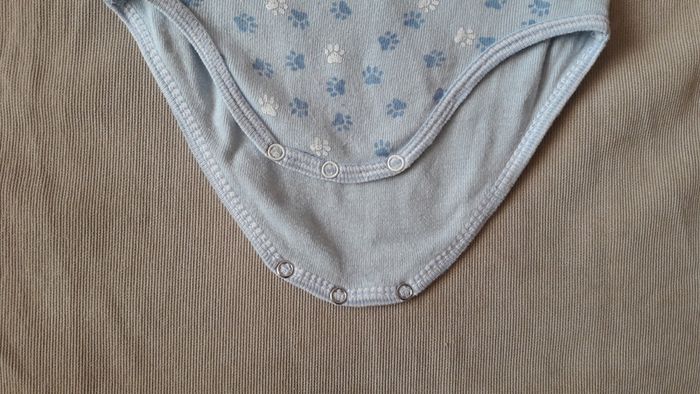 Parfait état : Lot été garçon 12-18mois mois body et chemise à manches courtes - photo numéro 4