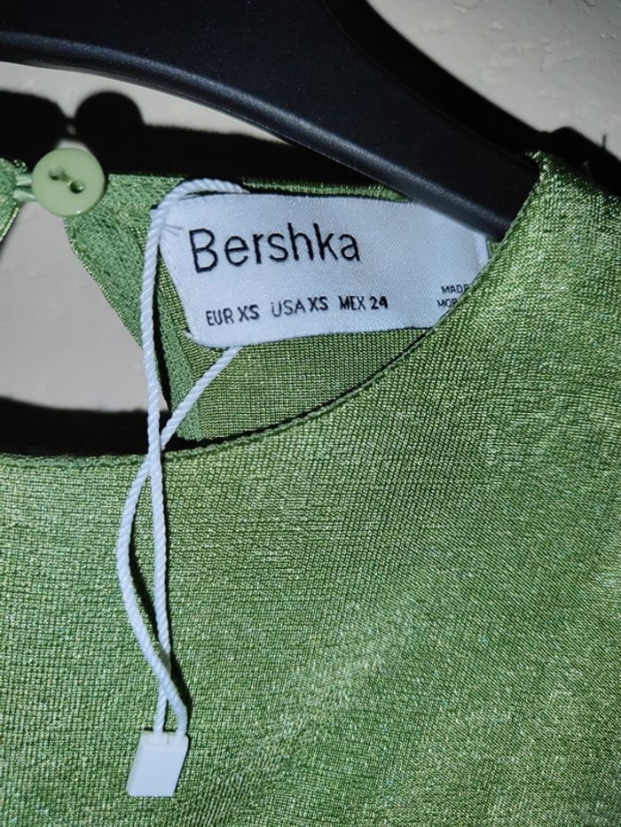 Top court vert Bershka XS - photo numéro 3