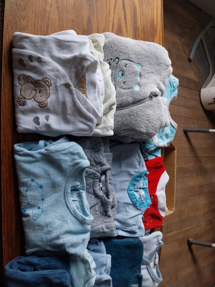 Lot de pyjamas bébé garçon - photo numéro 2