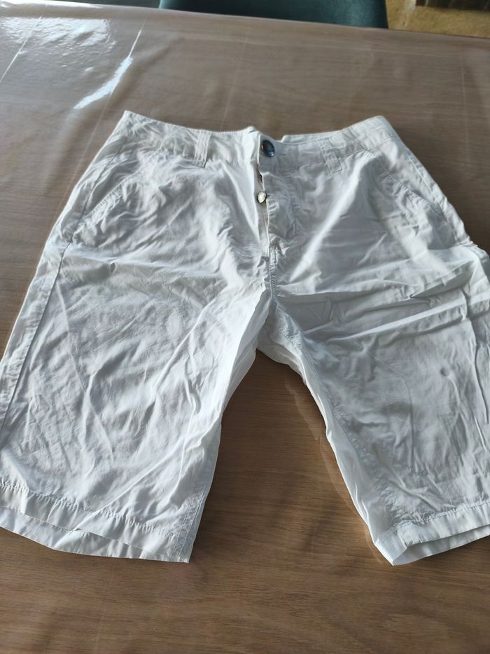 Short blanc taille 38