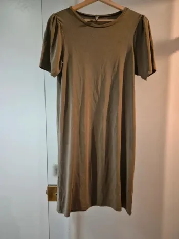 Robe courte tshirt kaki