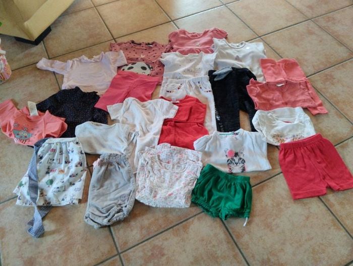 lot de 22 articles fille 12 mois