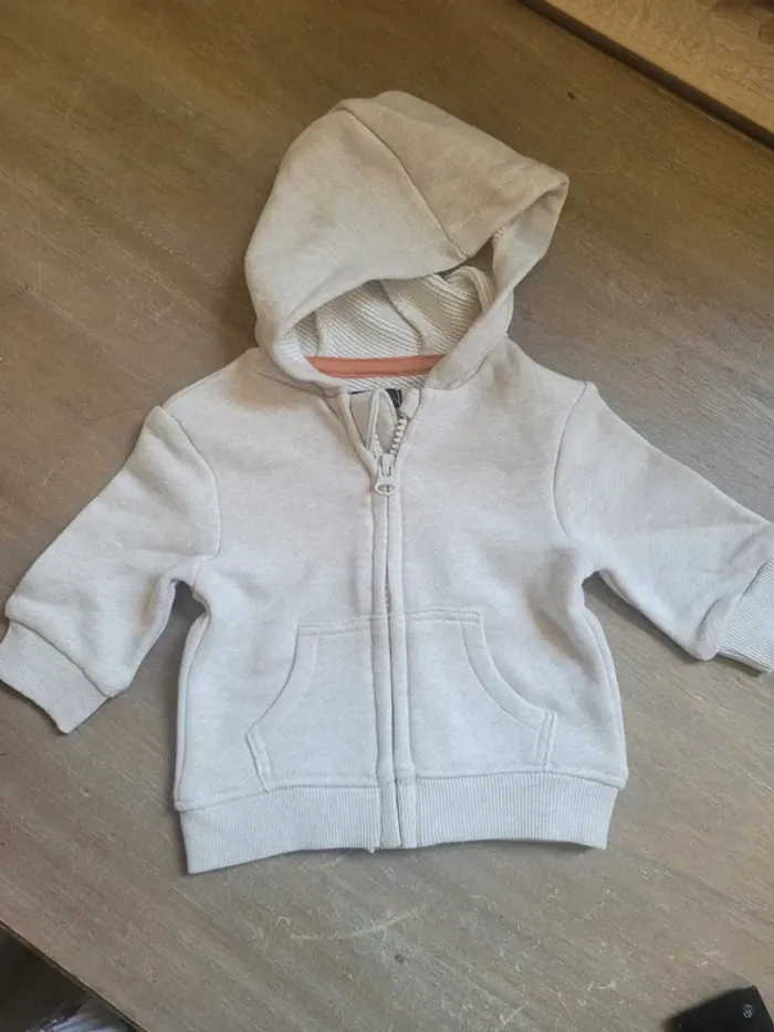 Gilet beige 3 mois neuf kiabi