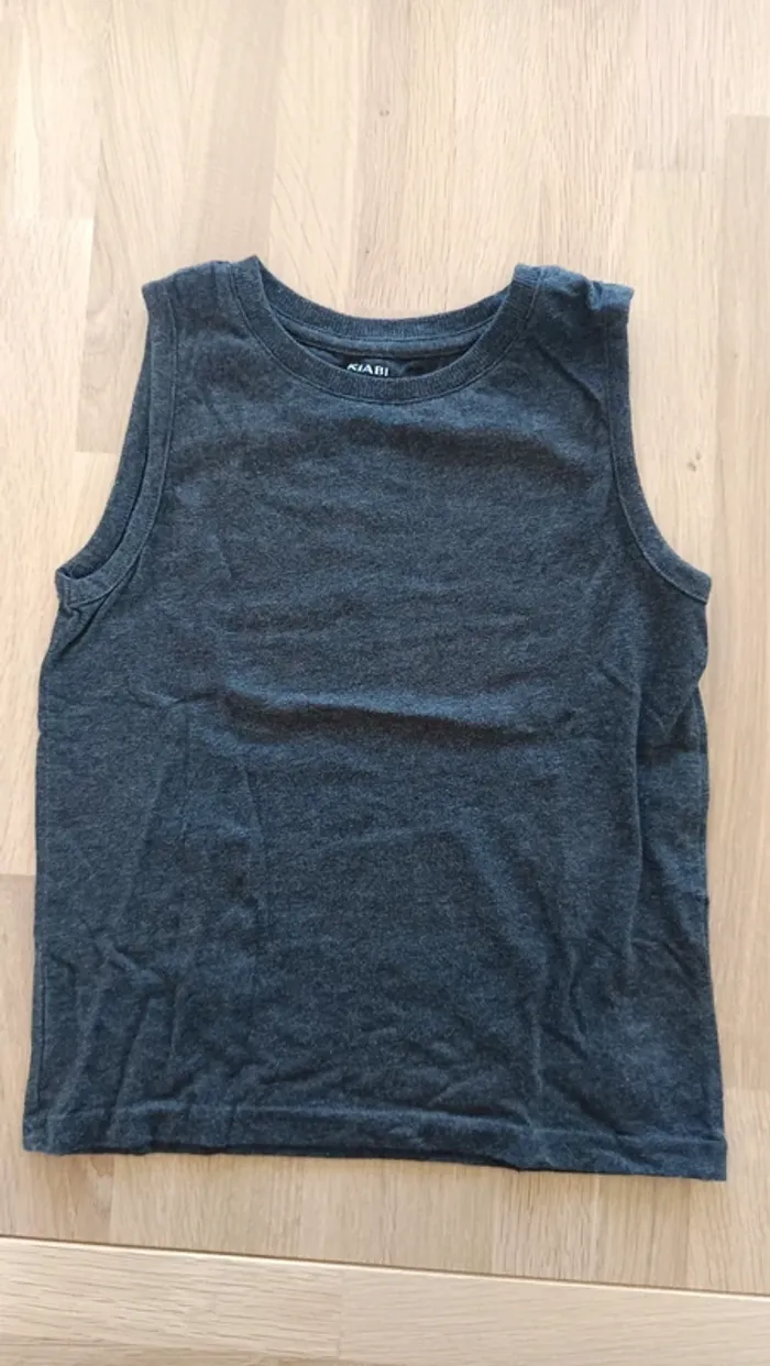 Tee shirt sans manches débardeur 5ans kiabi