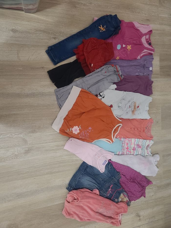 Lot vetement 23 mois 2 ans
