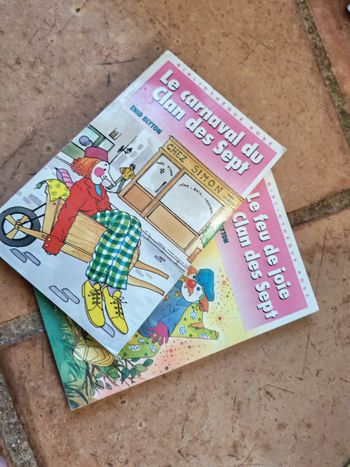 Lot de 2 livres Bibliothèque rose Enid Blyton Club des Sept  années 1989-1990