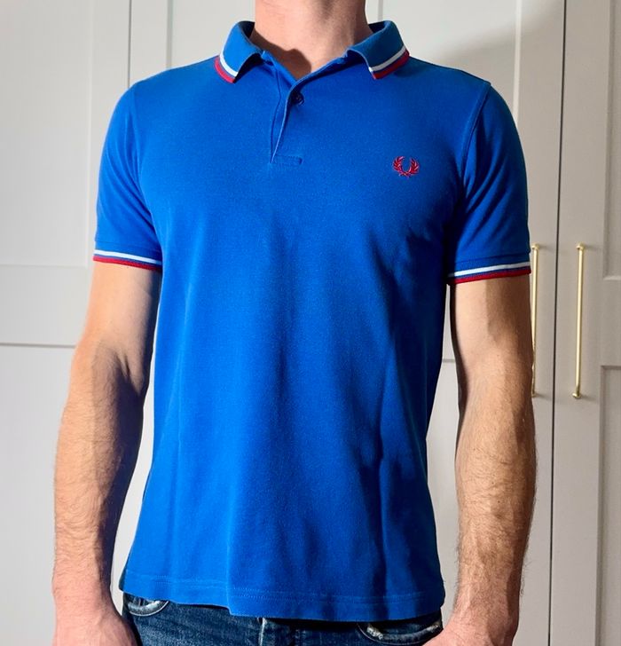 Polo Fred Perry bleu taille S Excellent État - photo numéro 2