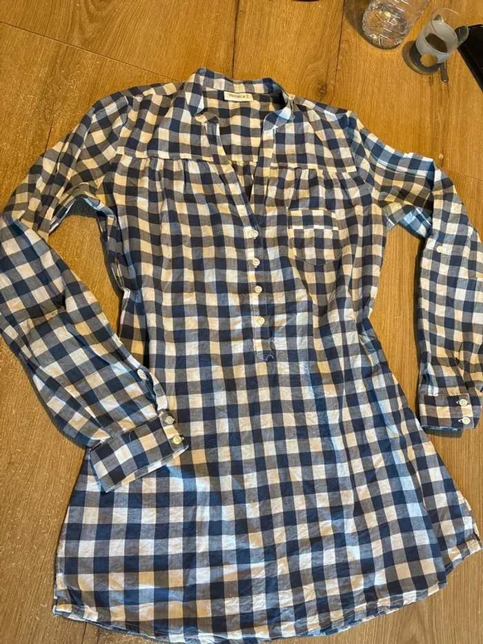 Blouse ou robe à carreaux