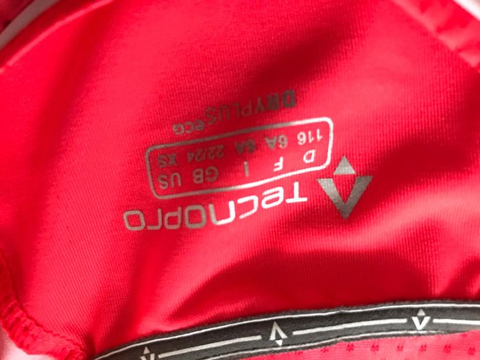 T shirt sport lycra - photo numéro 3