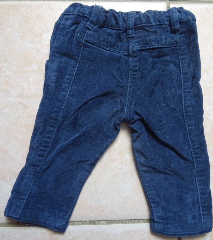 Pantalon velours bleu marine 6 mois - photo numéro 2