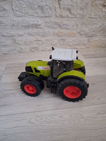 Bruder 03012 - Claas Axion 950 en tres bon etat