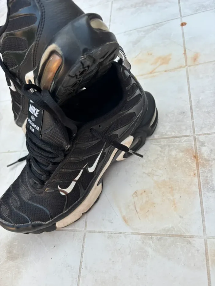 Nike Air Max Plus SE tn AR0491-001 Taille 36 Édition 2018 - photo numéro 3