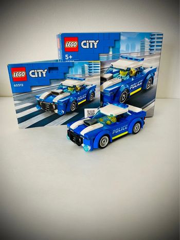 LEGO City 60312 - La Voiture de Police - Complet avec Boîte et Notice