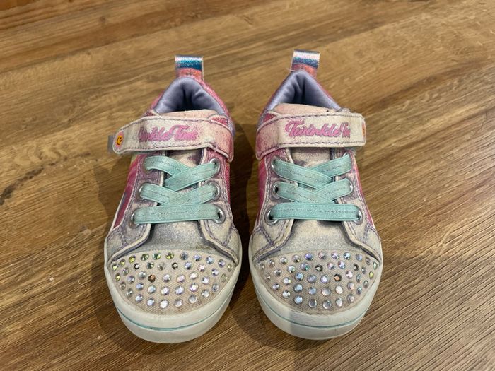 Skechers