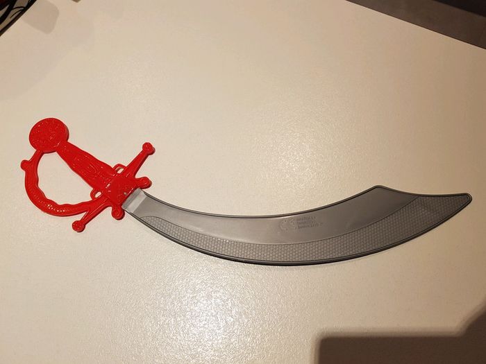 Épée en très bon état - photo numéro 2