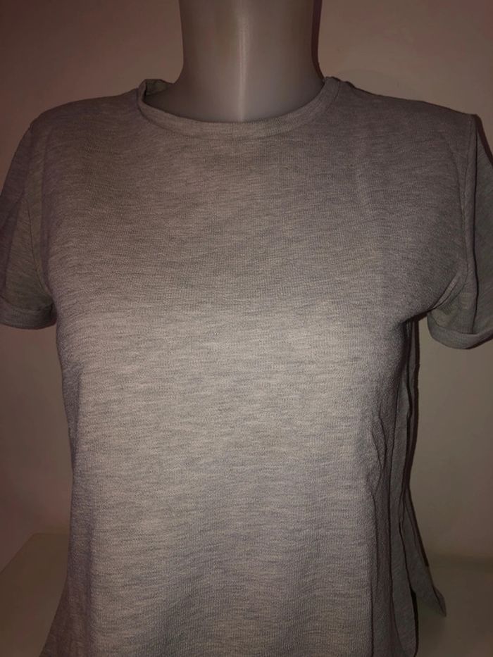 Tee-shirts gris Zara - photo numéro 2