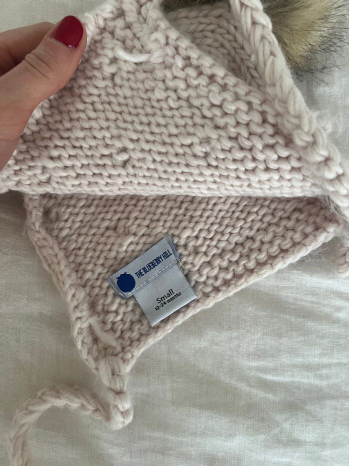 Bonnet fille avec pompon - photo numéro 2