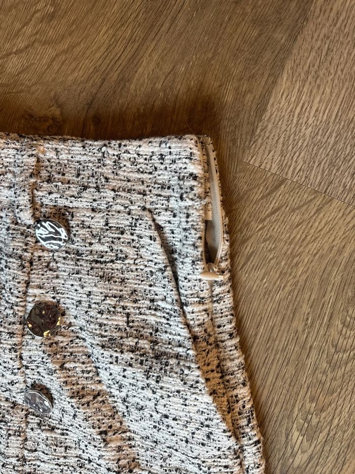 Short en tweed blanc et noir - photo numéro 3