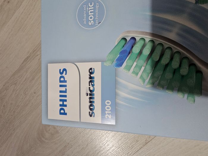 Brosse à dents électrique Philips - photo numéro 2
