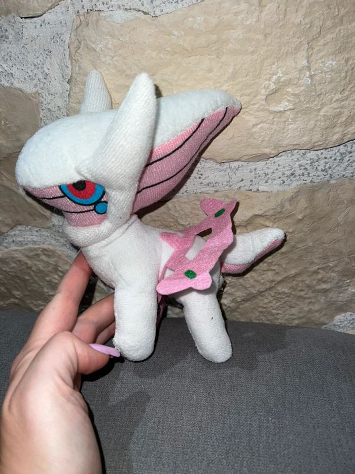 Peluche Pokémon neuve originale arceus - photo numéro 2