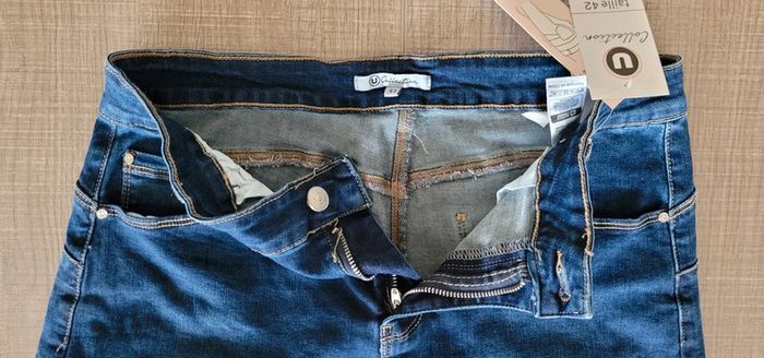 Lot 2 shorts neufs taille 42 - photo numéro 8