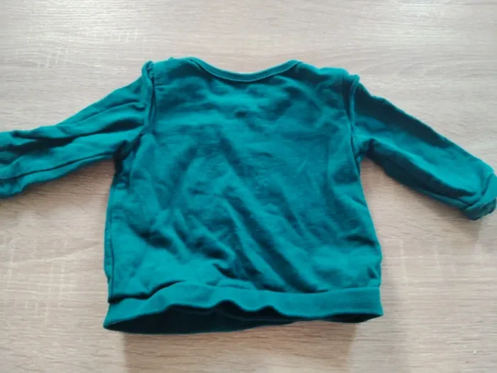 Petit pull fin 9 mois C&A - photo numéro 3