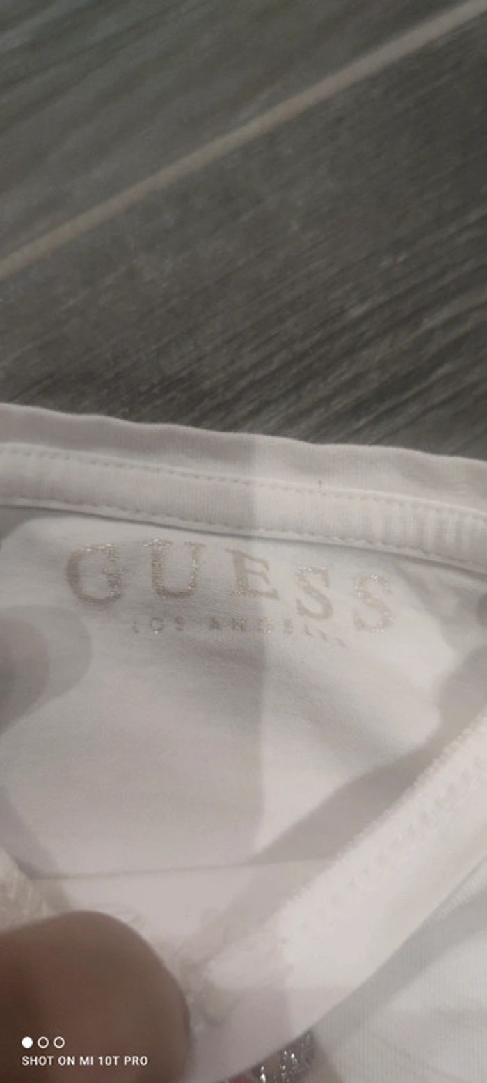 Tee shirt Guess - photo numéro 3