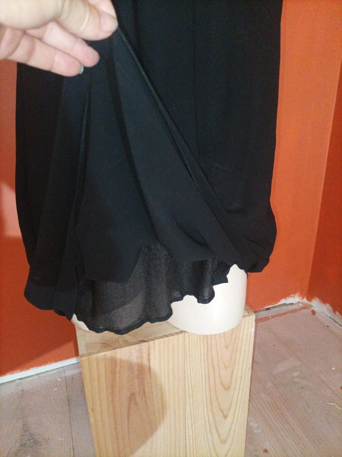 Robe noire - photo numéro 2