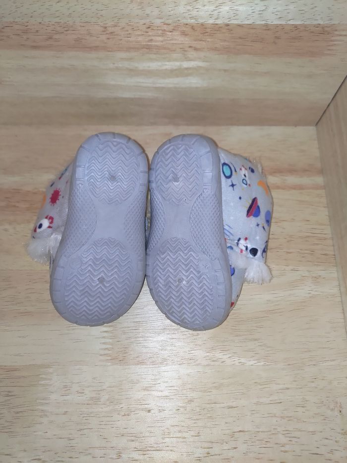 Chaussons espace - photo numéro 2