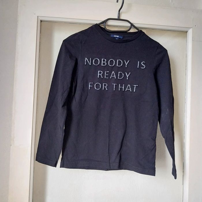 T-shirt manche longue taille 10 ans neuf
