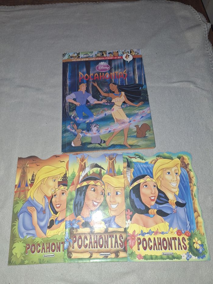 Lot livres pocahontas