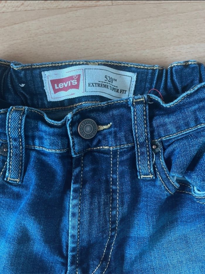 Jean levi’s garçon taille 12 ans - photo numéro 4