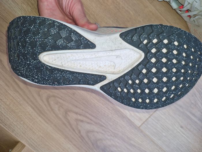 Nike Quest 6 taille 40 - photo numéro 6
