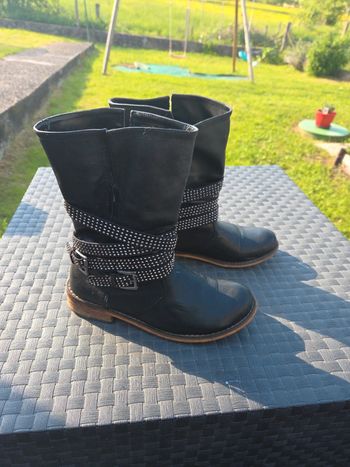 Bottes noir avec strass ceinture boucle 39